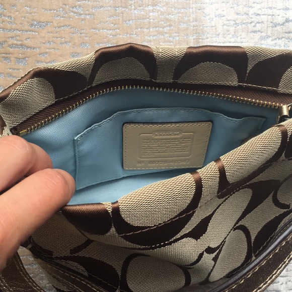 Coach Brown & Gold Shoulder Purse - Picture 2 of 6